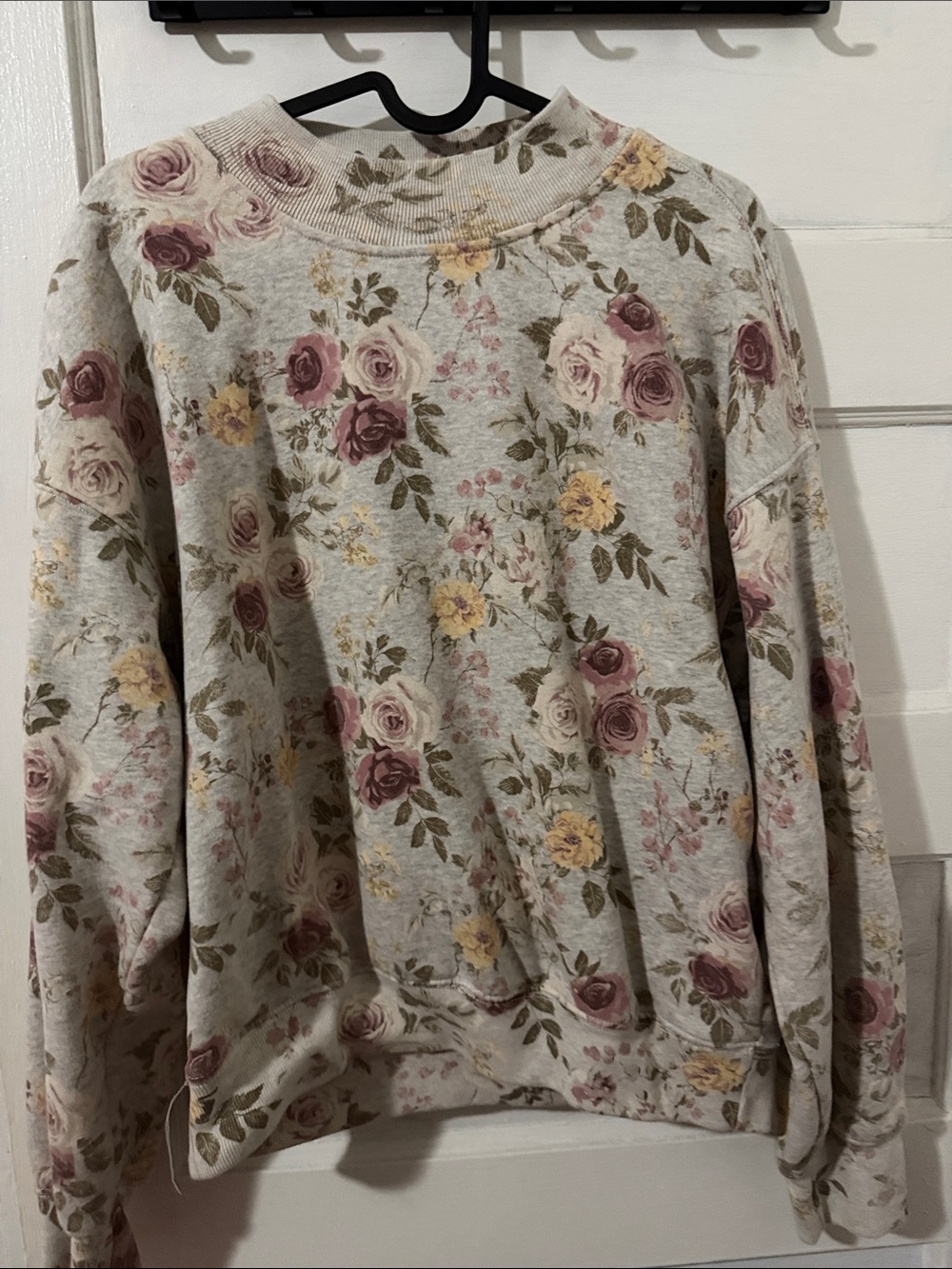 Abercrombie & Fitch Cream Floral Crewneck with Pink & Green Accents